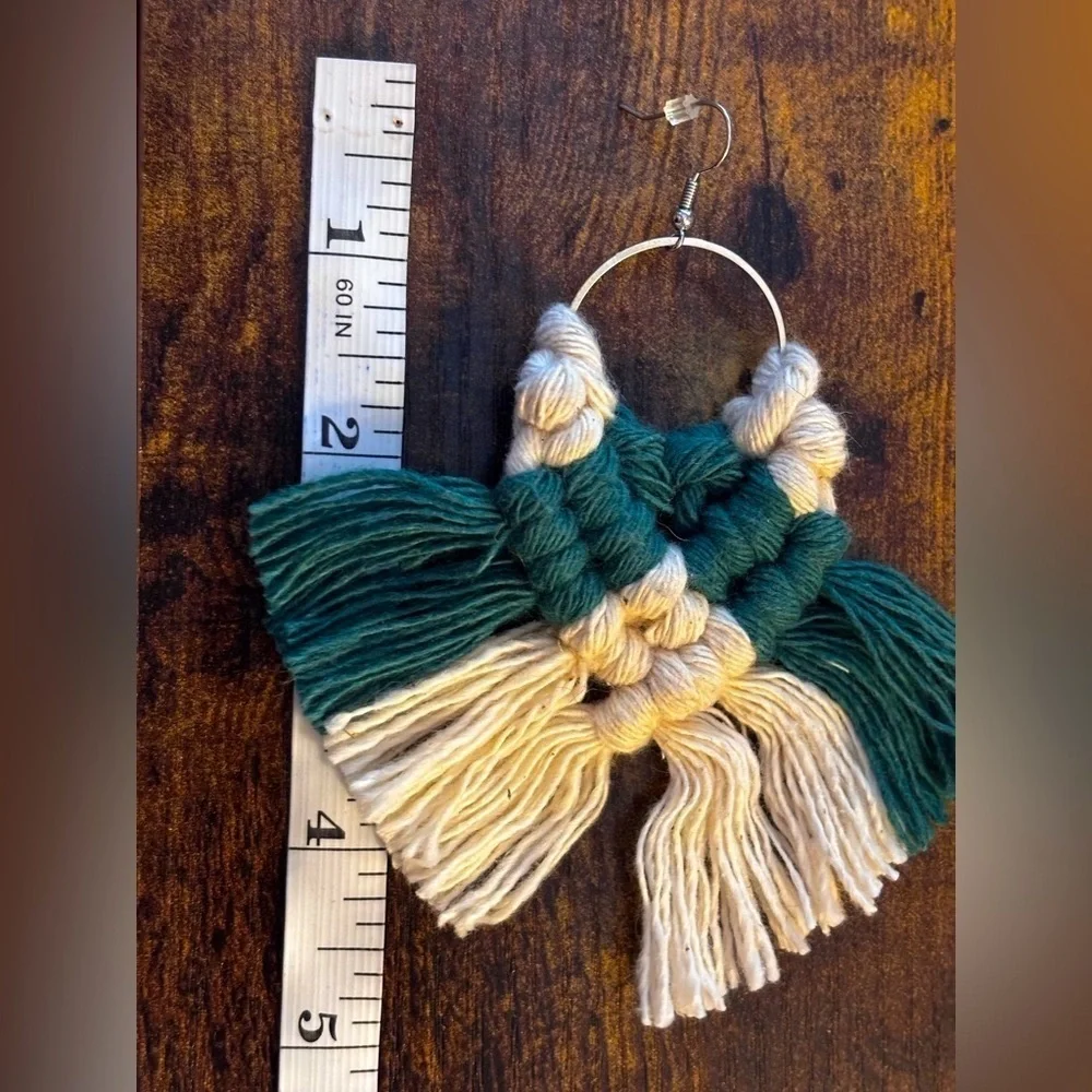Kelly Green and Cream Macrame Earrings